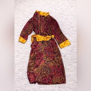 Victoria’s Secret Red Paisley Satin Robe & Slip Set Women’s Small Gold Trim